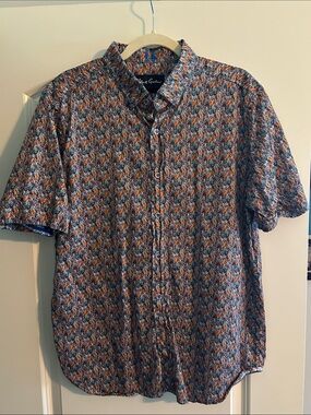 Robert Graham Short-Sleeve Button-Down Shirt in Blue and Orange Pattern